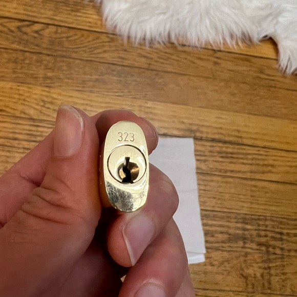 Louis Vuitton lock and keys - Picture 8 of 12